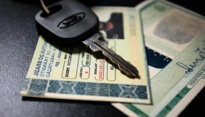 Saiba como renovar sua CNH online e sem sair de casa